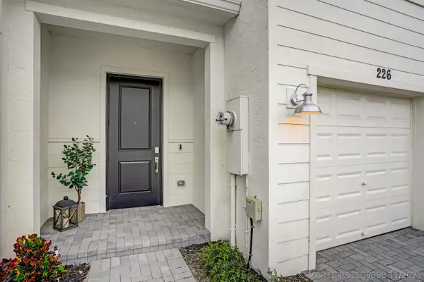 226 SE Woodbark Street, Port St Lucie, FL 34984