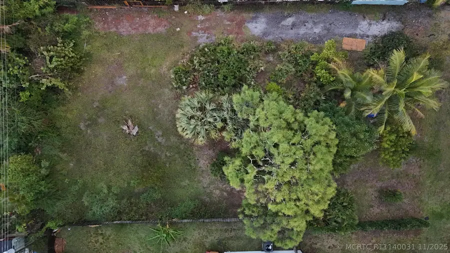6483 SE Sylvan Place, Hobe Sound, FL 33455 - #3