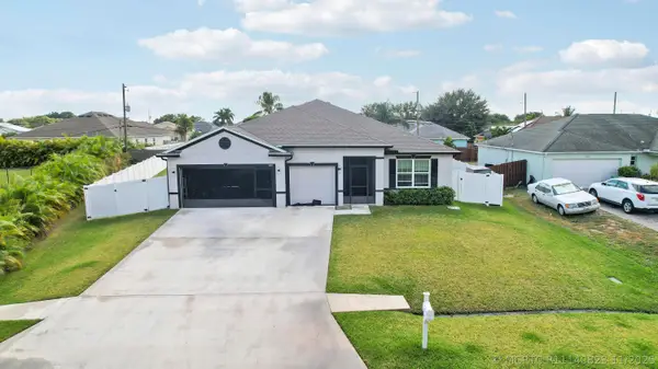 684 SW Jada Road, Port St Lucie, FL 34953