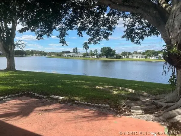 5195 Nicholas Drive, West Palm Beach, FL 33417