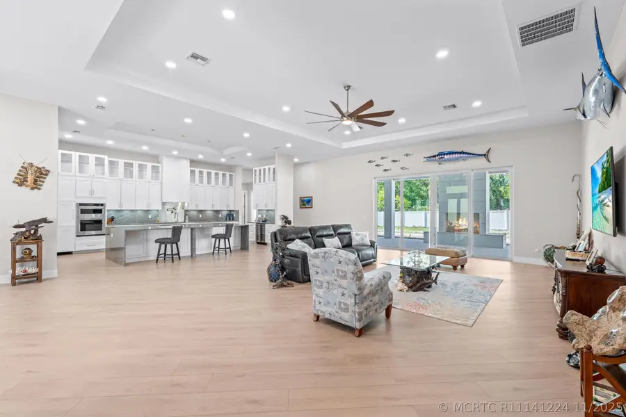 8425 Apache Boulevard, Loxahatchee, FL 33470 - #3