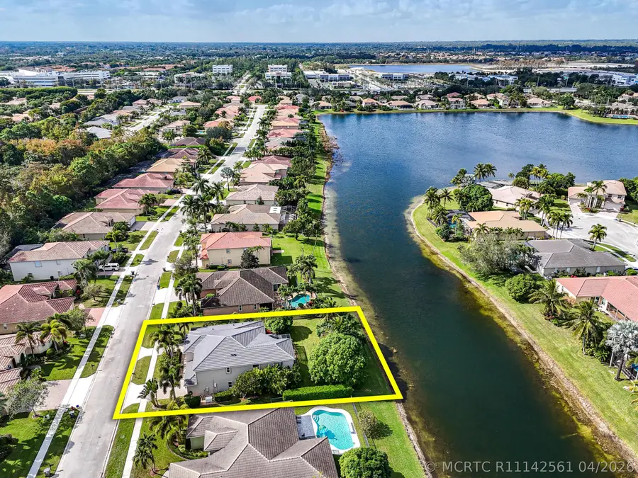 9863 Royal Cardigan Way, West Palm Beach, FL 33411 - #2