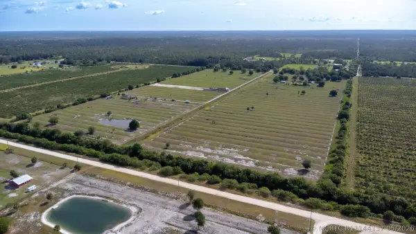 Address Withheld By Seller, Fellsmere, FL 32948