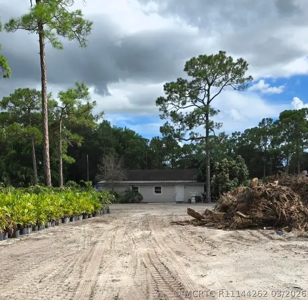 15720 Okeechobee Boulevard, Loxahatchee Groves, FL 33470