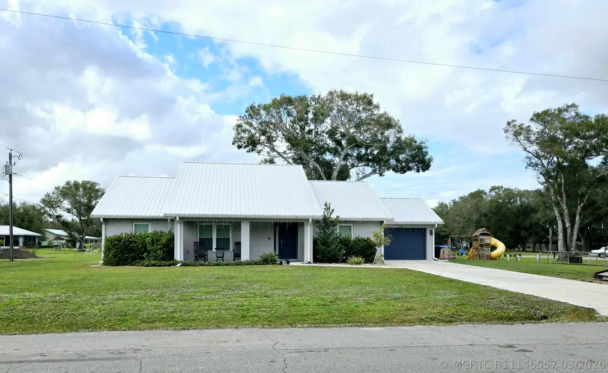 603 NW 11th Avenue, Okeechobee, FL 34972 - #1