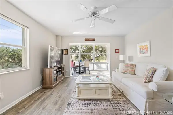 Address Withheld By Seller, Vero Beach, FL 32963
