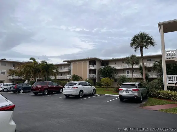 2811 S Garden Drive #207, Lake Worth, FL 33461