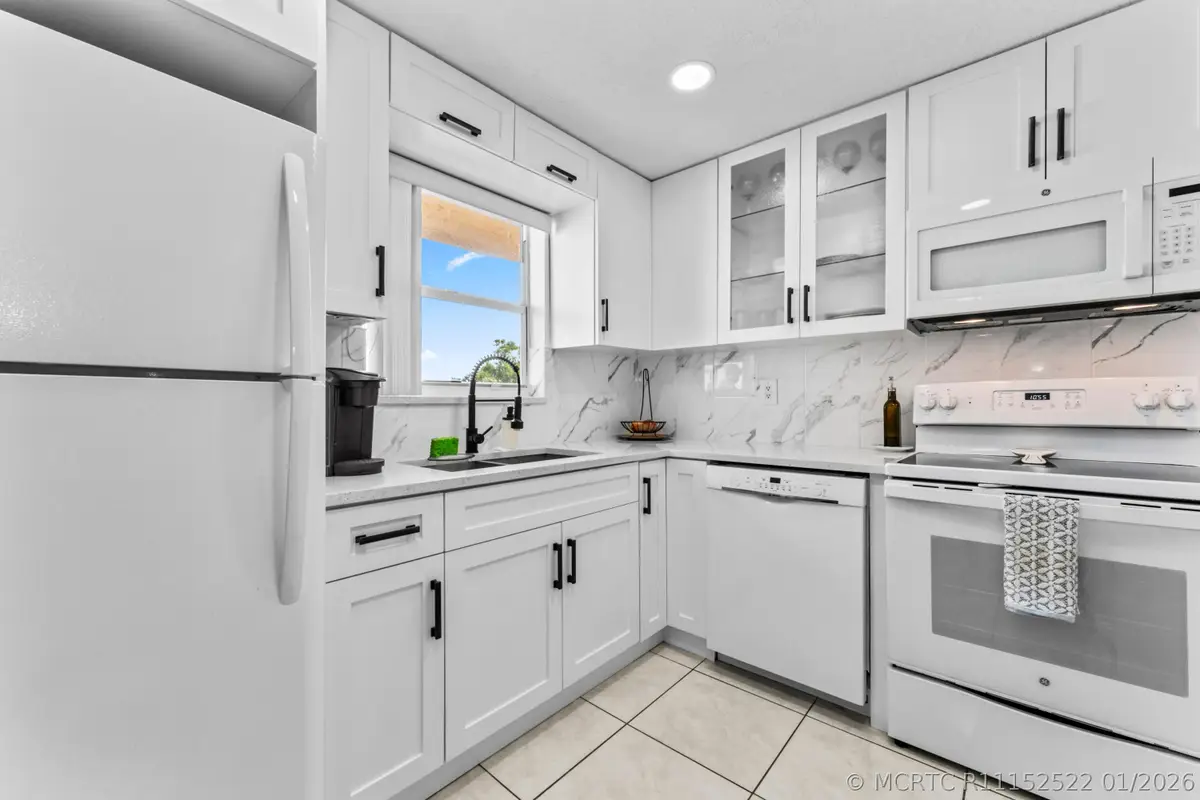225 Bonnie Boulevard #302, Palm Springs, FL 33461 - #1