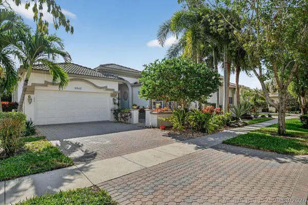9842 Via Elegante, Wellington, FL 33411