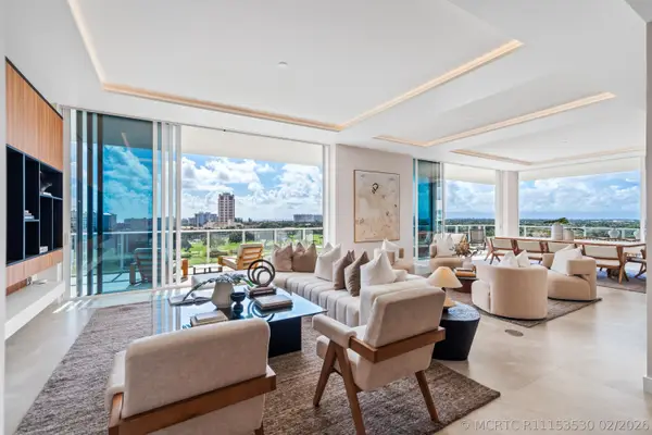 220 SE Mizner Boulevard #Ph-24, Boca Raton, FL 33432