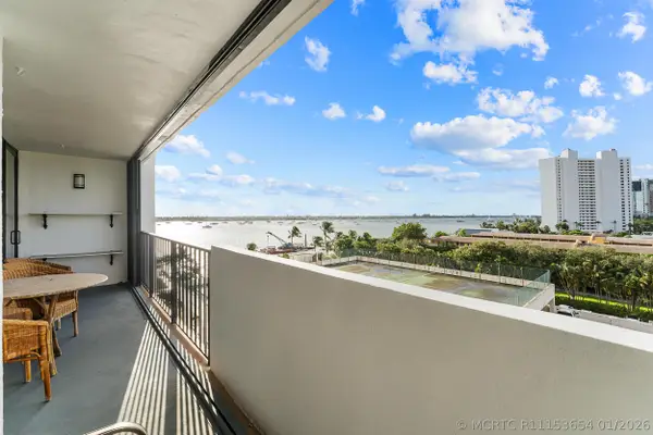 5600 N Flagler Drive #605, West Palm Beach, FL 33407