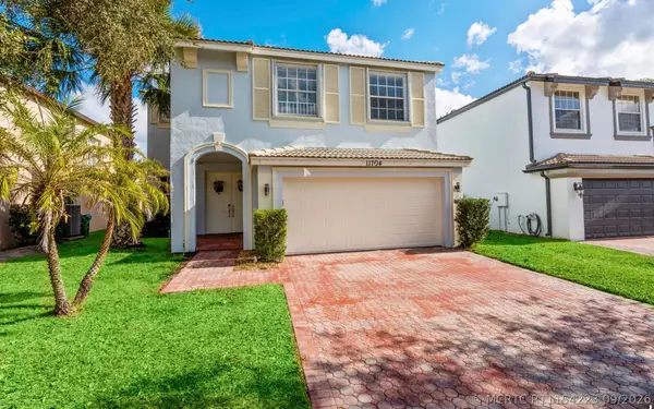11704 SW Bennington Circle, Port St Lucie, FL 34987