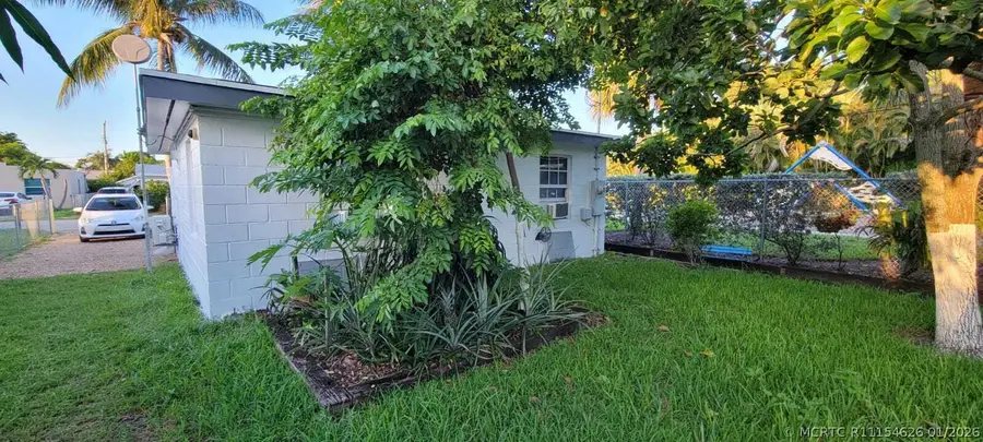 1078 Peak Road, Lake Worth, FL 33462 - #3