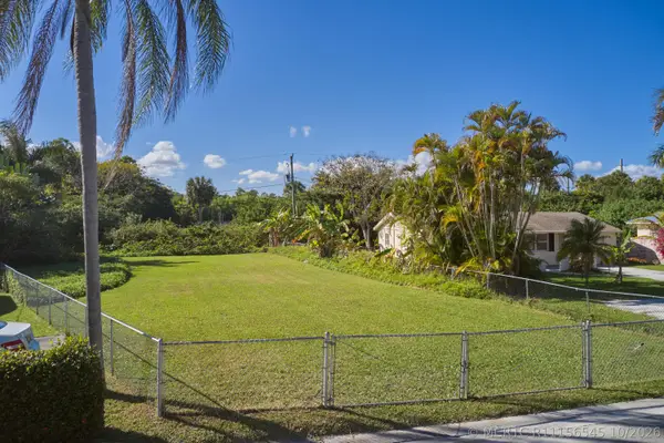 1328 NW Charlie Green Drive, Stuart, FL 34994