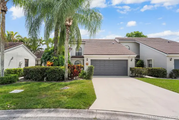 61 Edinburgh Drive, Palm Beach Gardens, FL 33418