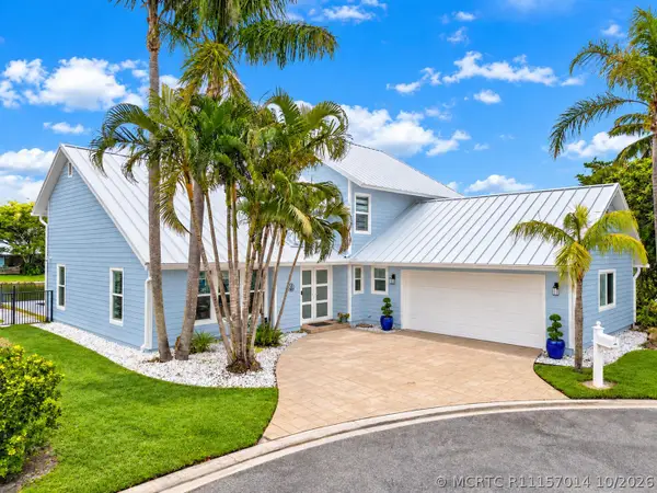 9029 SE Breeze Way, Hobe Sound, FL 33455