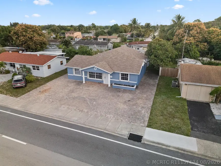 5772 N Haverhill Road N, West Palm Beach, FL 33407 - #2