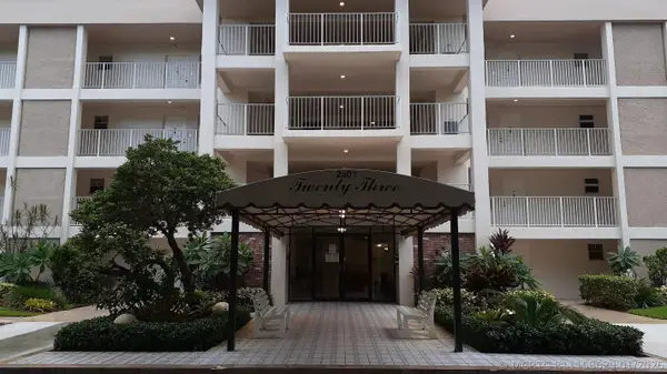 2601 S Course Drive #203, Pompano Beach, FL 33069