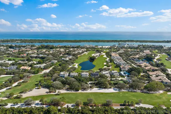 18760 SE Pineneedle Lane, Jupiter, FL 33469