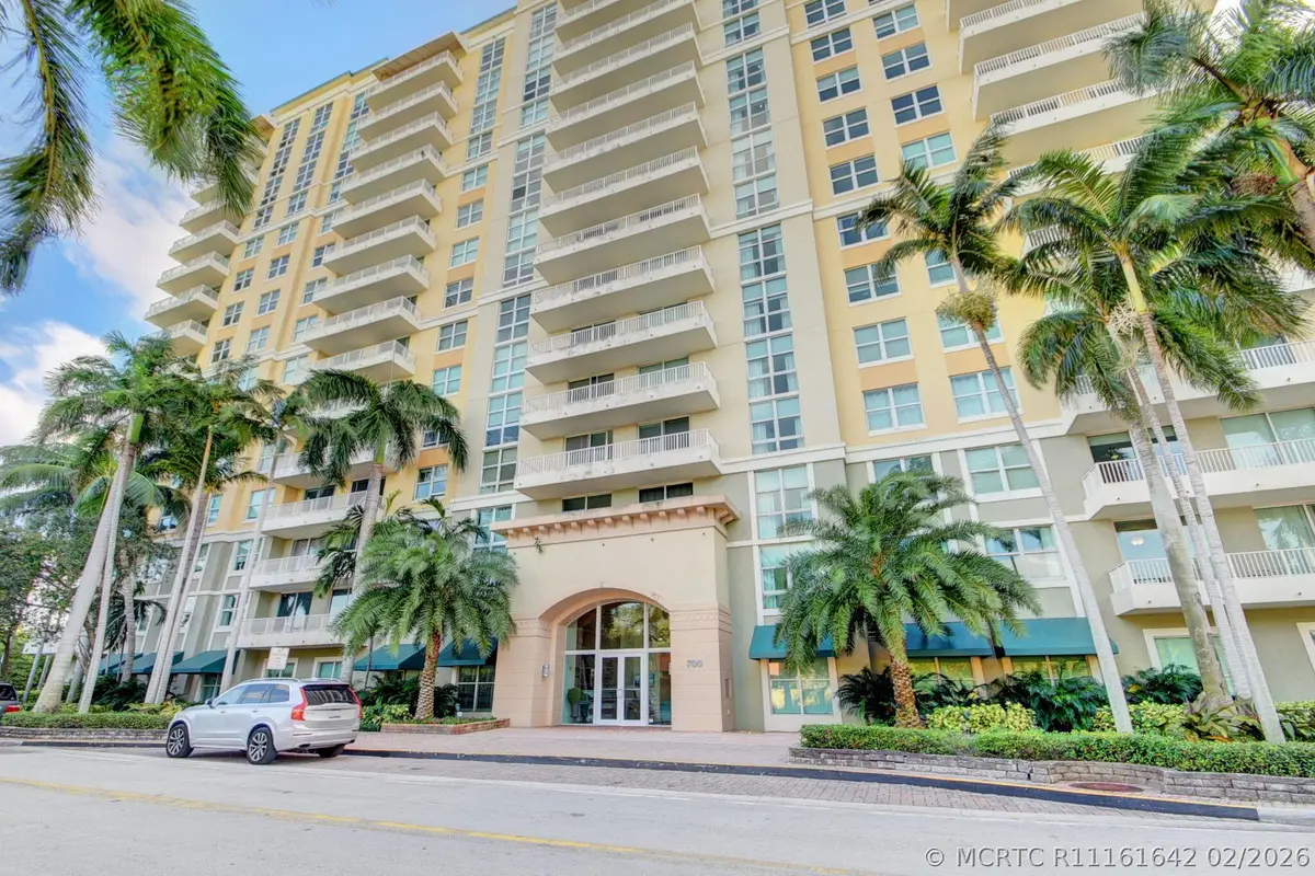 625 Casa Loma Boulevard #403, Boynton Beach, FL 33435 - #1