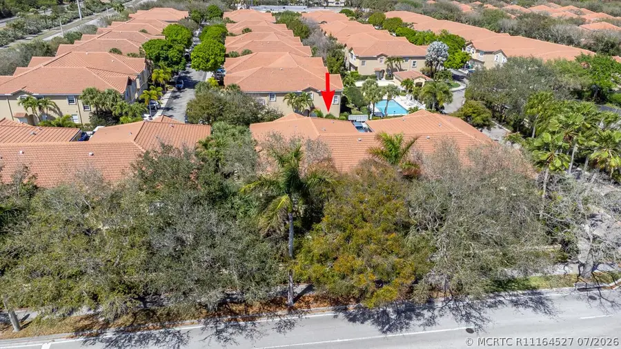 110 Lighthouse Circle #H, Tequesta, FL 33469 - #2