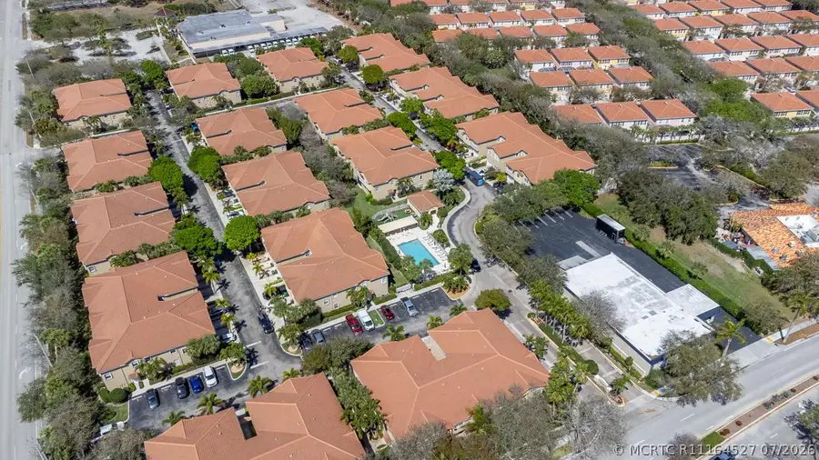 110 Lighthouse Circle #H, Tequesta, FL 33469 - #3