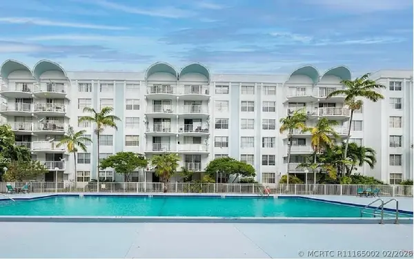 484 NW 165th St Road #A-211, Miami, FL 33169