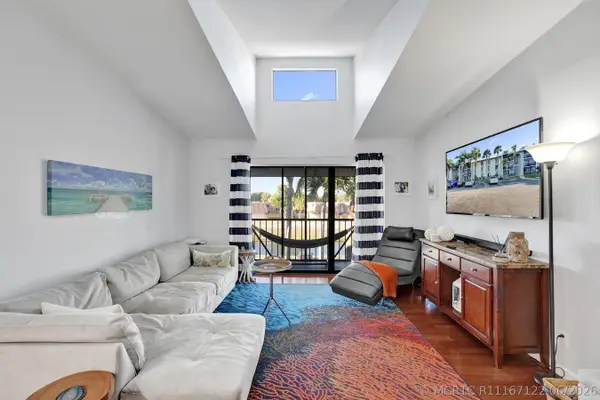 1008 Green Pine Boulevard #D3, West Palm Beach, FL 33409