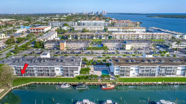 130 Doolen Court #108, North Palm Beach, FL 33408