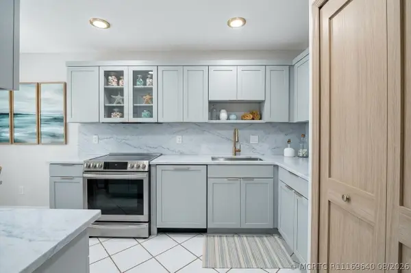 7 Southport Lane #B, Boynton Beach, FL 33436