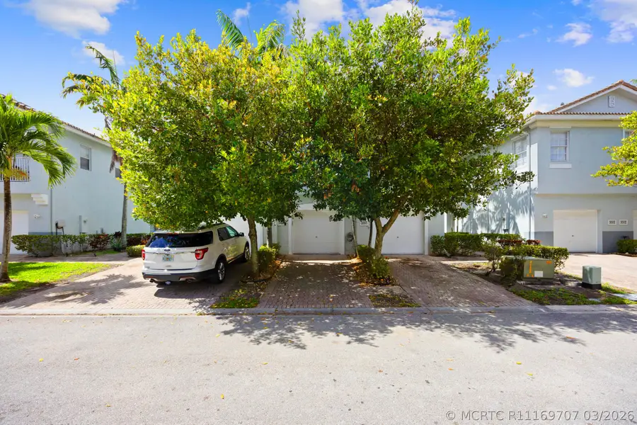 3069 Laurel Ridge Circle, Riviera Beach, FL 33404 - #2