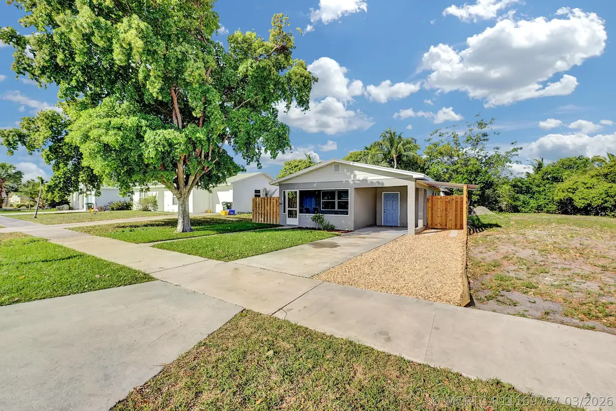 240 NW 9th Avenue, Delray Beach, FL 33444 - #1