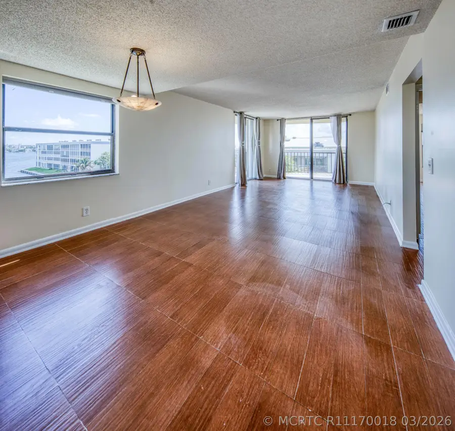 890 N Federal Highway #412, Lantana, FL 33462 - #2