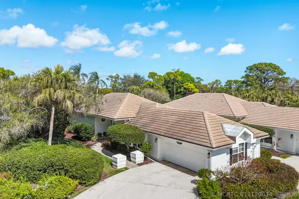 2201 NW Seagrass Drive, Palm City, FL 34990