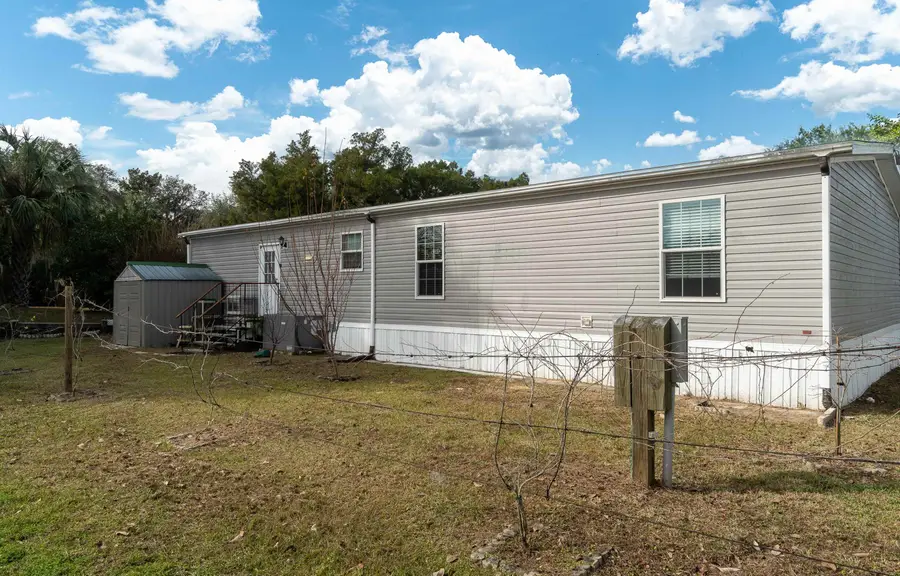 102 Pine Lake Dr, Satsuma, FL 32189 - #3