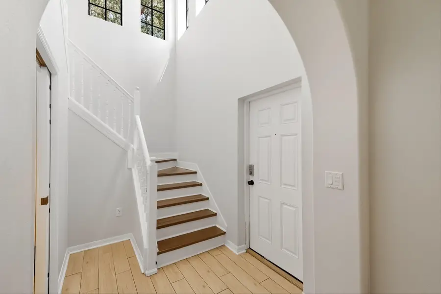 2360 Windsor Lake Circle, Sanford, FL 32773 - #2