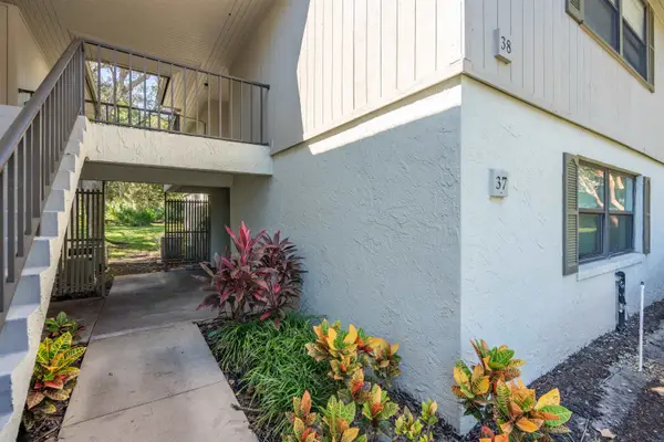 37 Tarragona Court, St Augustine, FL 32086