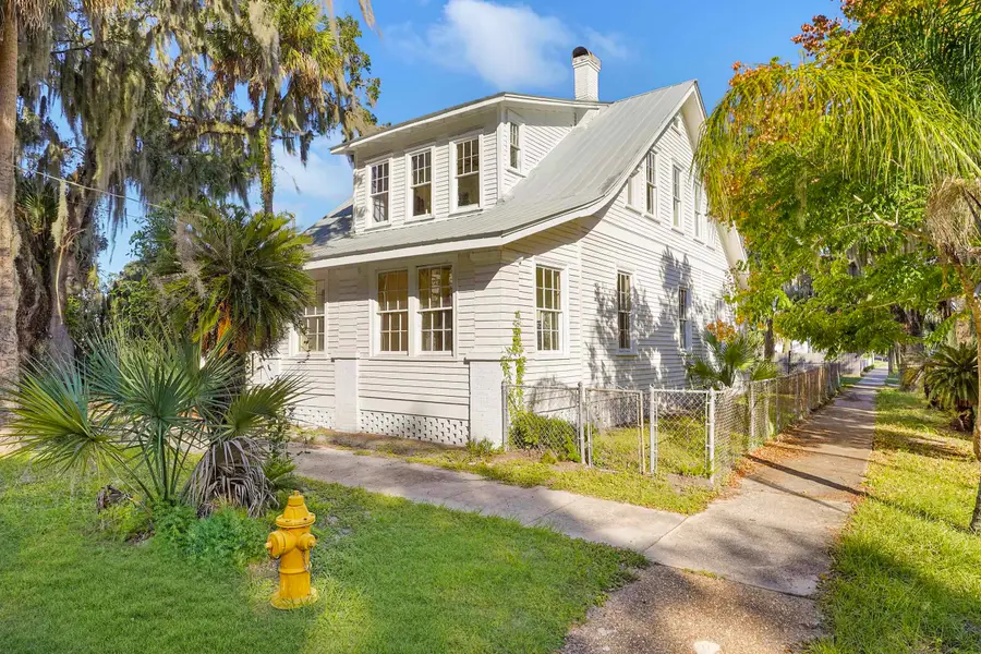 221 S 5th St, Palatka, FL 32177 - #2