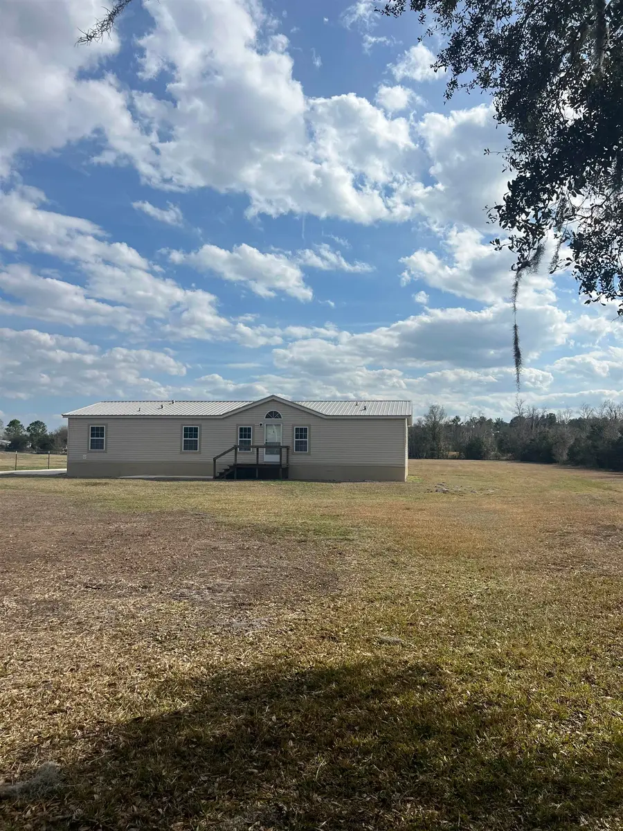 305 Palmetto Bluff Road, Palatka, FL 32177 - #2