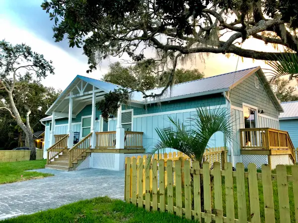 3877 Laurel St, St Augustine, FL 32084