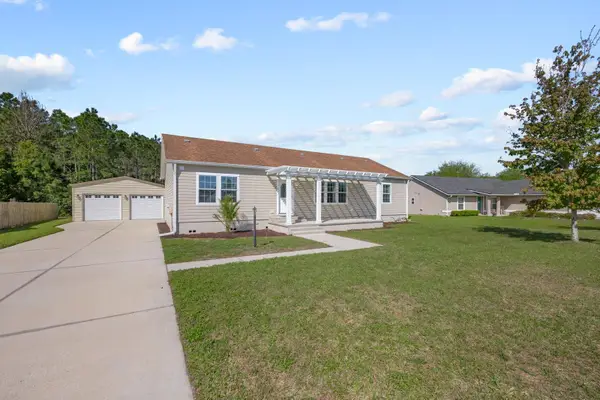 2937 Gray Jay Dr, St Augustine, FL 32084