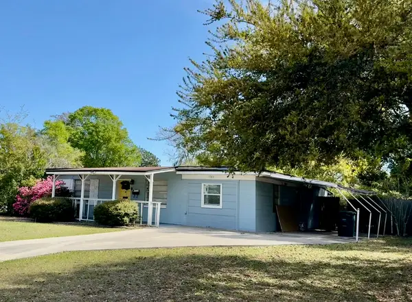 1763 Lawson Rd, Jacksonville, FL 32246