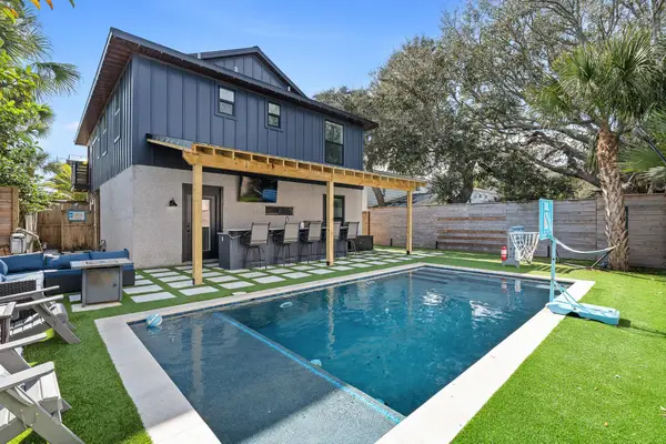 106 E St, St Augustine, FL 32080