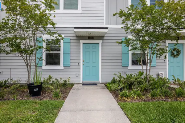 8383 Retrograde, Jacksonville, FL 32256