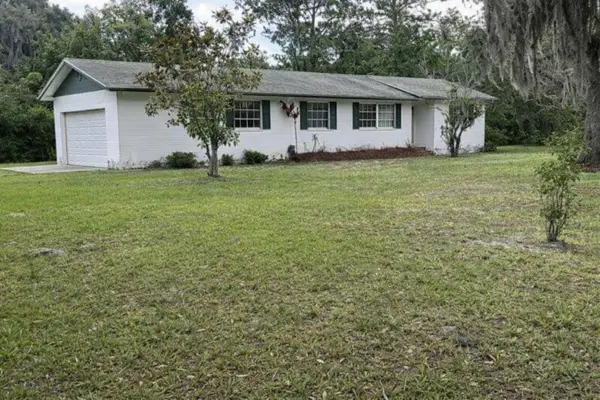 10 Mirror Lake Dr, Ormond Beach, FL 32174
