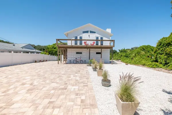 5069 Alta Vista Ave, St Augustine, FL 32080