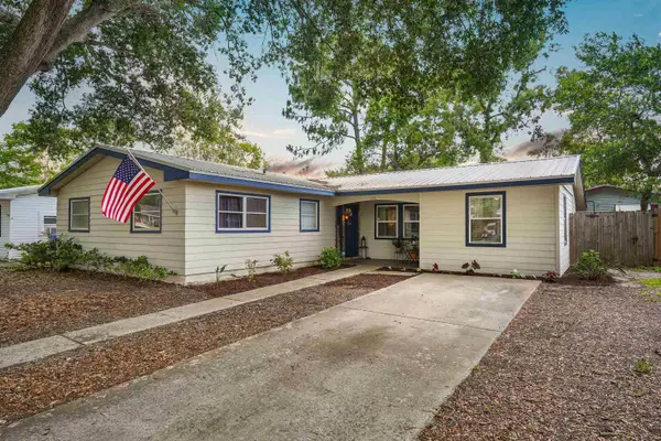 906 Santa Clara Ave, St Augustine, FL 32086