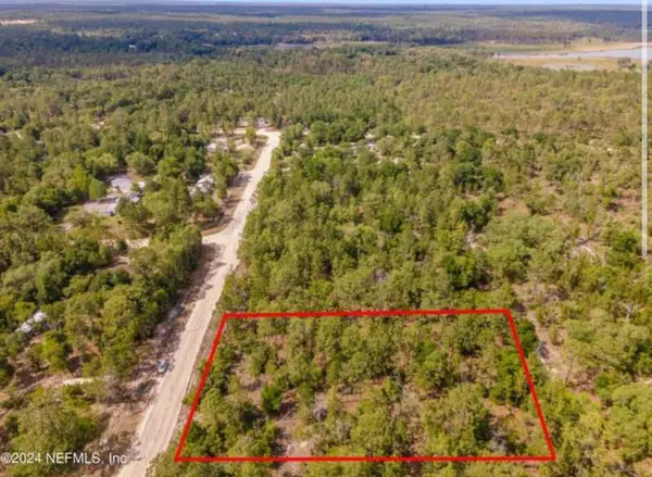 7395 Hoosier Ave, Keystone Heights, FL 32656