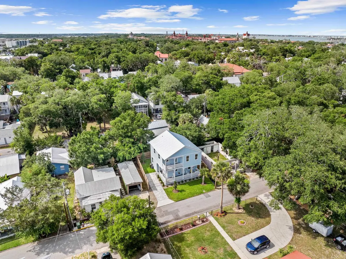 124 Lincoln St, Saint Augustine, FL 32084 - #1
