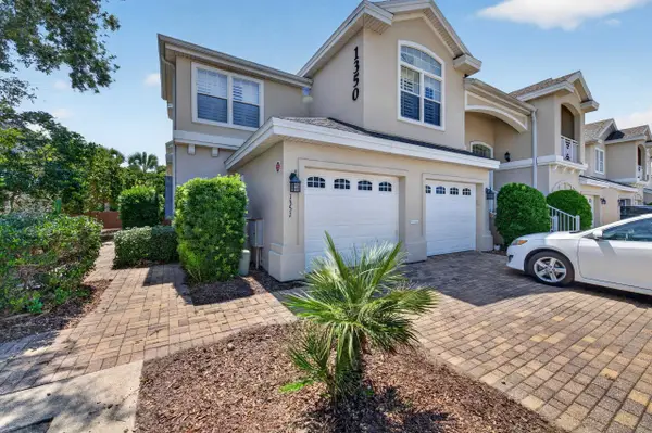 1351 Makarios Dr, St Augustine, FL 32080